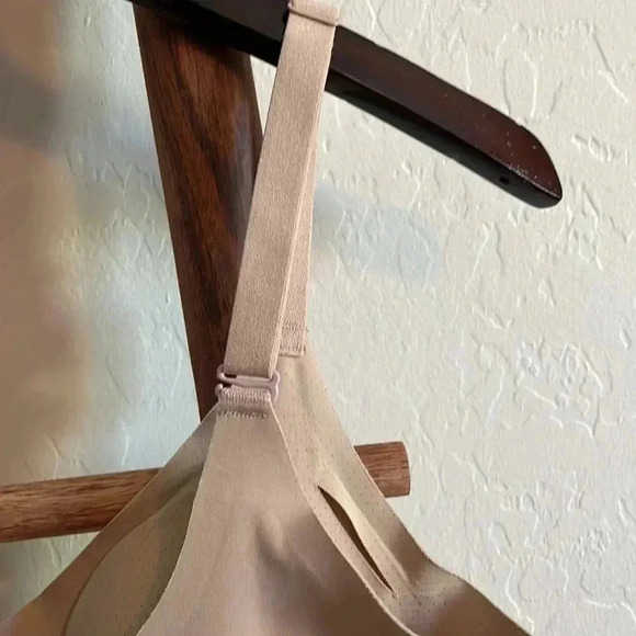 🆕 Honeylove Cami Bodysuit - Picture 4 of 7